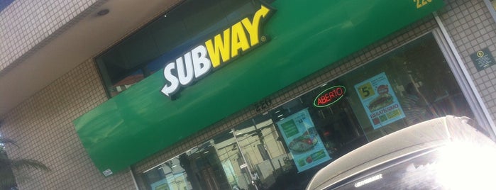 Subway is one of Tempat yang Disukai Tadeu.