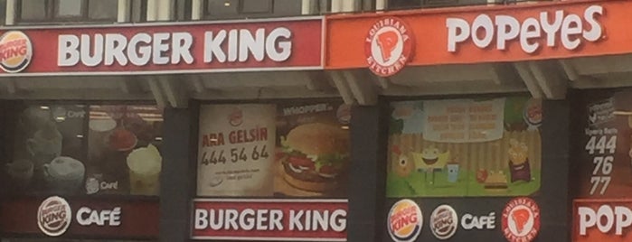 Burger King & Popeyes is one of Mustafa'nın Beğendiği Mekanlar.