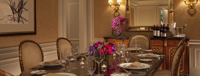 The Ritz-Carlton New York, Central Park is one of Lugares guardados de Vincent.