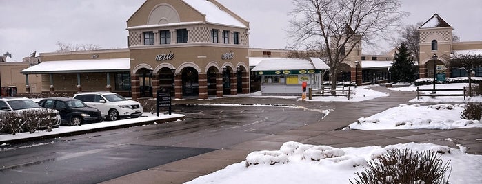 Grove City Premium Outlets is one of USA.