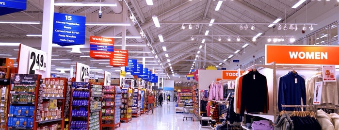 Real Canadian Superstore is one of Voyage voyage.
