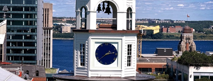 Old Town Clock is one of Lugares guardados de Zach.