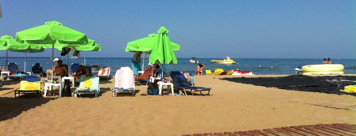 Ikaros Beach is one of Mike : понравившиеся места.