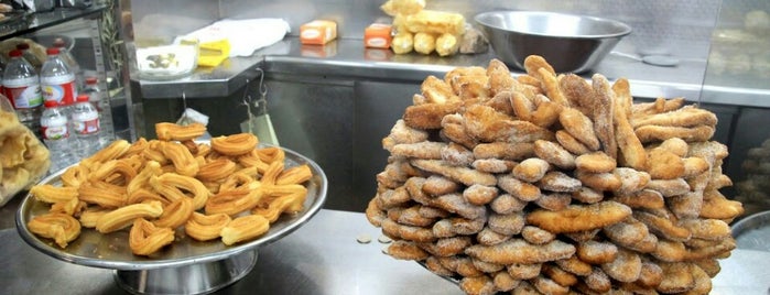 Xurrería Manuel San Román is one of Barcelona Bakery & Desserts.