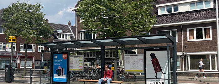 Bushalte van Koetsveldstraat is one of Public transport NL.