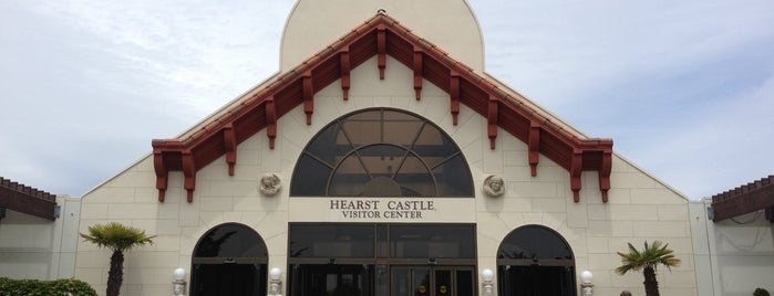 Hearst Castle Visitor Center is one of Johanna'nın Beğendiği Mekanlar.