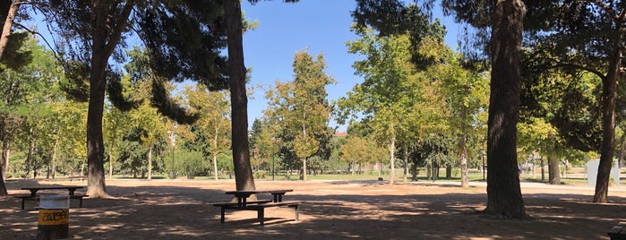 Parque Tío Jorge is one of Parques de Zaragoza.