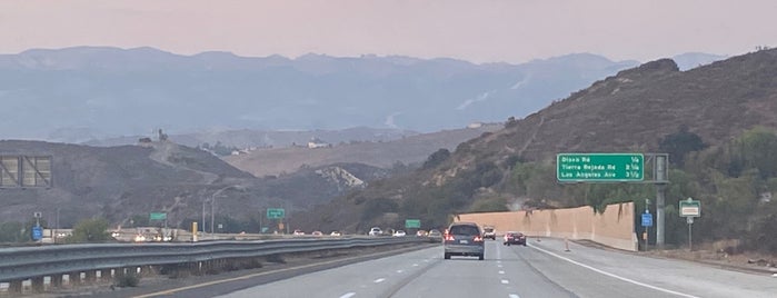 US-101 / CA-23 Interchange is one of Los Angeles area highways and crossings.