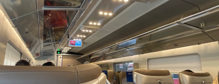 Frecciarossa is one of Tempat yang Disimpan Terri.