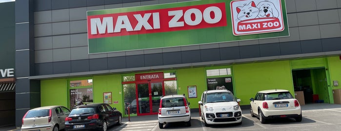 Maxi Zoo is one of Anna : понравившиеся места.