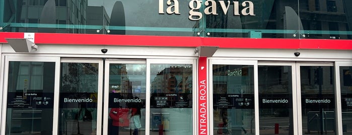 C.C. La Gavia is one of Por los madriles.