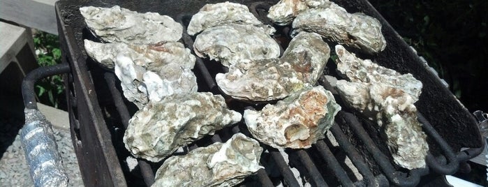 Tomales Bay Oyster Company is one of Lieux sauvegardés par Justin.