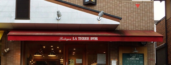 LA TERRE D'OR is one of 関西のパン屋さん.