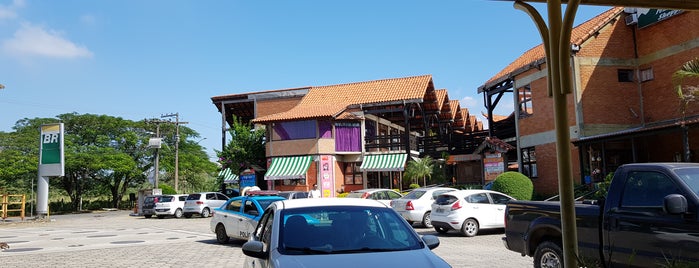 Penedo Shopping is one of Archi’s Liked Places.