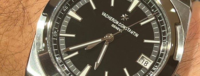 Vacheron Constantin is one of cliveさんのお気に入りスポット.