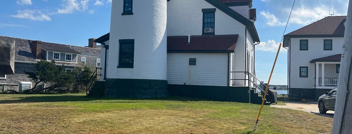 Brant Point Lighthouse is one of Weekend on Nantucket.