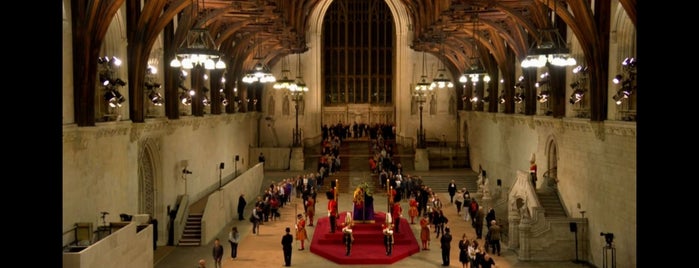Westminster Hall is one of Londra.
