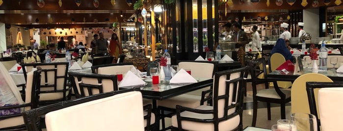 Café Bazar @ Pan Pacific Sonargaon is one of Orte, die Tawseef gefallen.