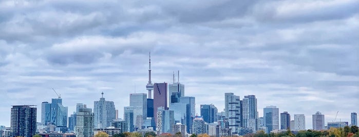 Riverdale Park East is one of Lieux qui ont plu à Tawseef.