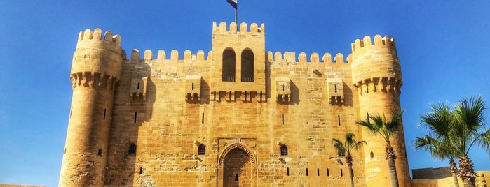 Citadel of Qaitbay is one of Lieux qui ont plu à Tawseef.