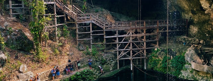 Cenote Zací is one of Cancun.