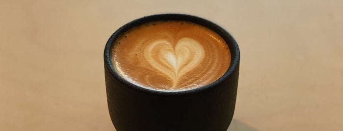 Isla Coffee Berlin is one of Lieux sauvegardés par Bahar.