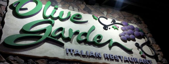 Olive Garden is one of Lieux qui ont plu à D..