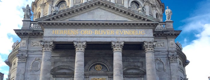 Frederik´s Church (The Marble Church) is one of Копенгаген.