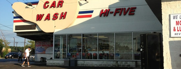 Hi-Five Car Wash & Lube is one of Bill's Saved Places.