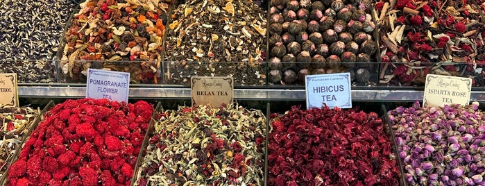 Galata Grand Bazaar Spice Market is one of Constantinople.