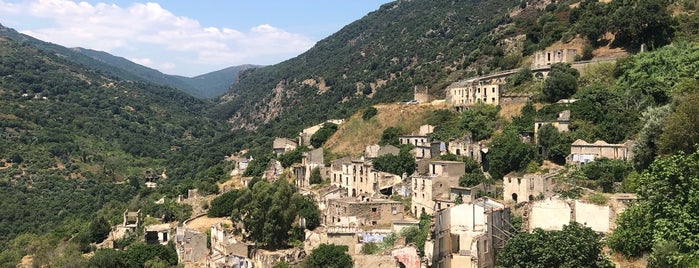 Gairo Vecchio is one of ghost towns.