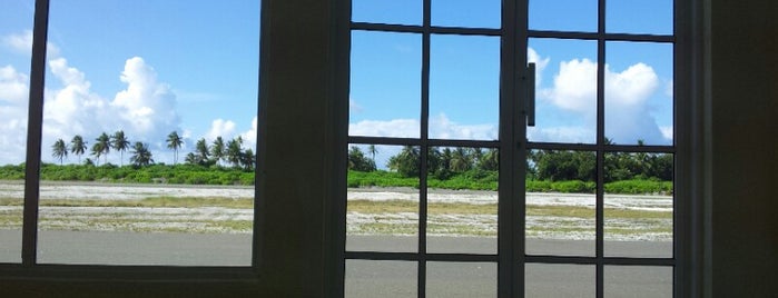 Airport Waiting Area is one of Explorer Fuvahmulah.