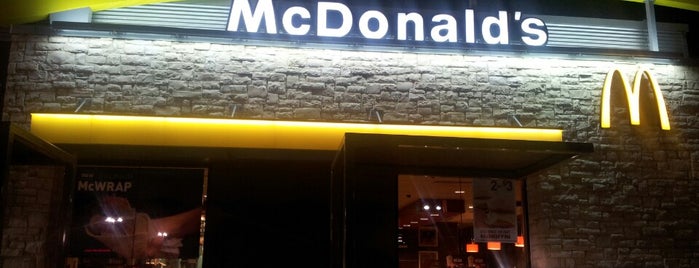 McDonald's is one of Chesterさんのお気に入りスポット.