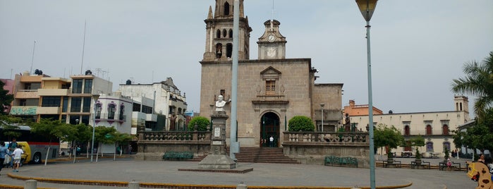 Plaza Principal Zapotlanejo is one of Guadalajara.