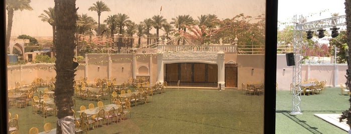 Darb 1718 is one of القاهرة.