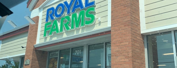 Royal Farms is one of Jb's Favorite Beach Places.