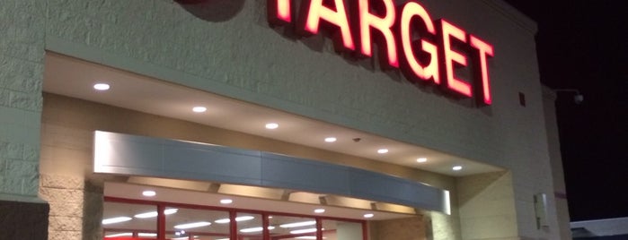 Target is one of สถานที่ที่ Brian ถูกใจ.