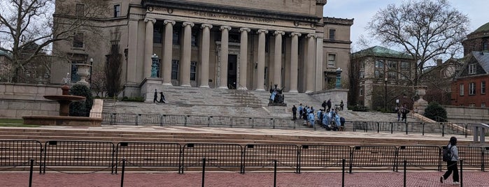 College Walk - Columbia University is one of college quad.