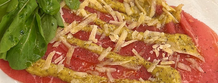 La Pasta Gialla is one of Favorite Alimentação.