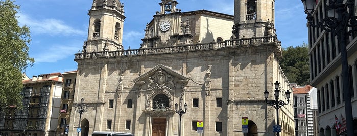 Iglesia San Nicolás is one of BIL.