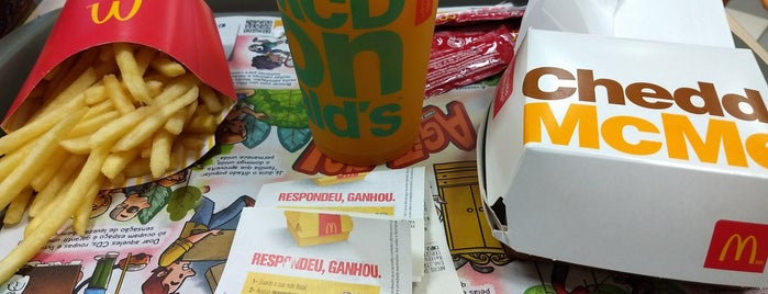 McDonald's is one of restaurantes.