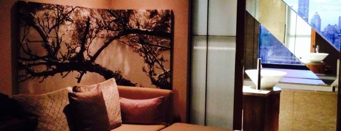 Les Suites Orient is one of Shanghai’s Best Hotels.