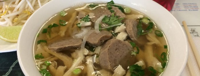 Pho Than Brothers is one of Restaurants at Snohomish County.