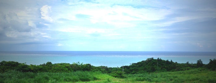 玉取崎展望台 is one of 沖縄 2014.