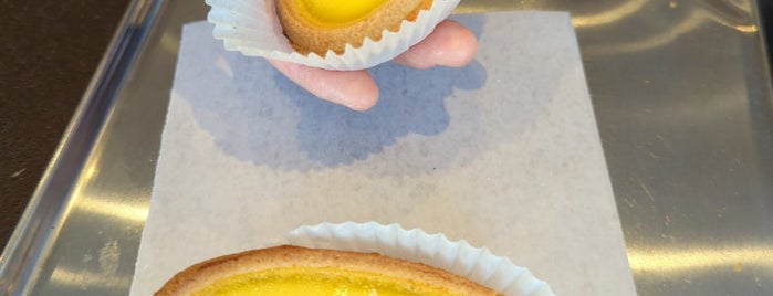 Lucullus Bakery 龍島 is one of Toronto favourites.
