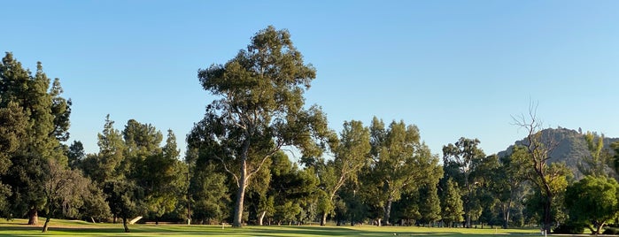 Harding Golf Course is one of Brandon'un Beğendiği Mekanlar.