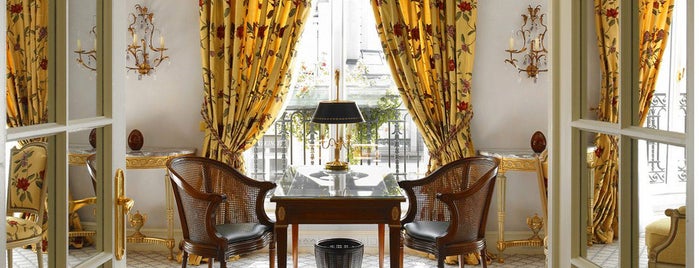 Le Bristol is one of 3 star michelin restaurants paris 2014.