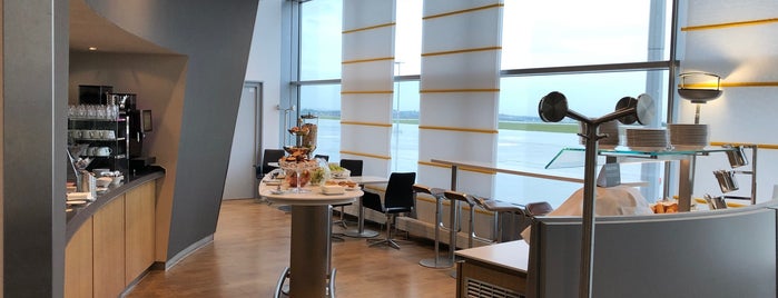 Lufthansa Senator Lounge is one of Lufthansa Airport Lounges.
