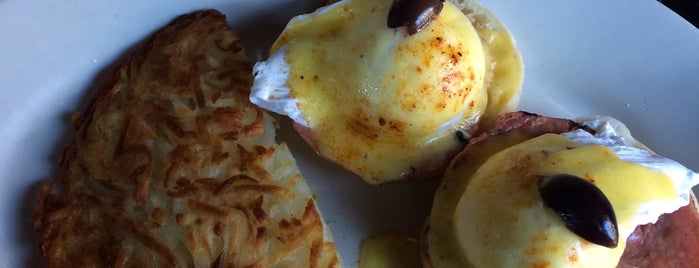 Gibsons Bar & Steakhouse is one of Chicago's Best Eggs Benedict Dishes.