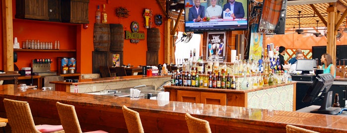 La Tequilera Del Patron - San Antonio Mexican Restaurant is one of Tempat yang Disukai Arturo.